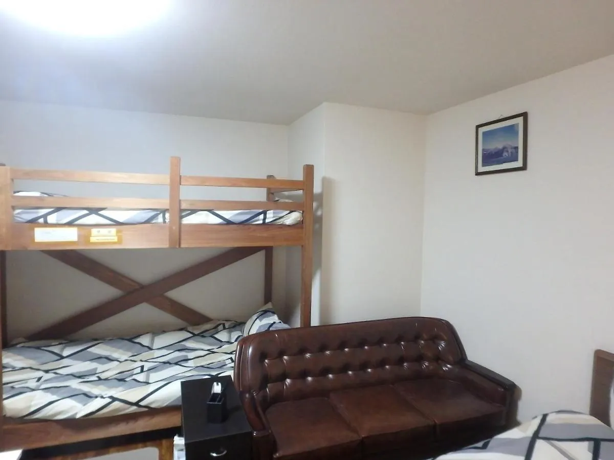 Guest house 京の宿 西大路 Familie Kyoto